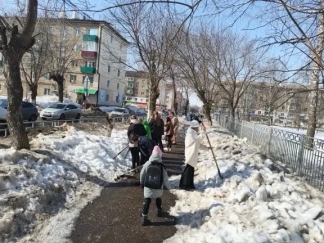Во всех образовательных организациях нашего города прошли субботники